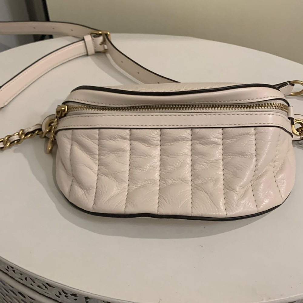 Coach belt bag💕